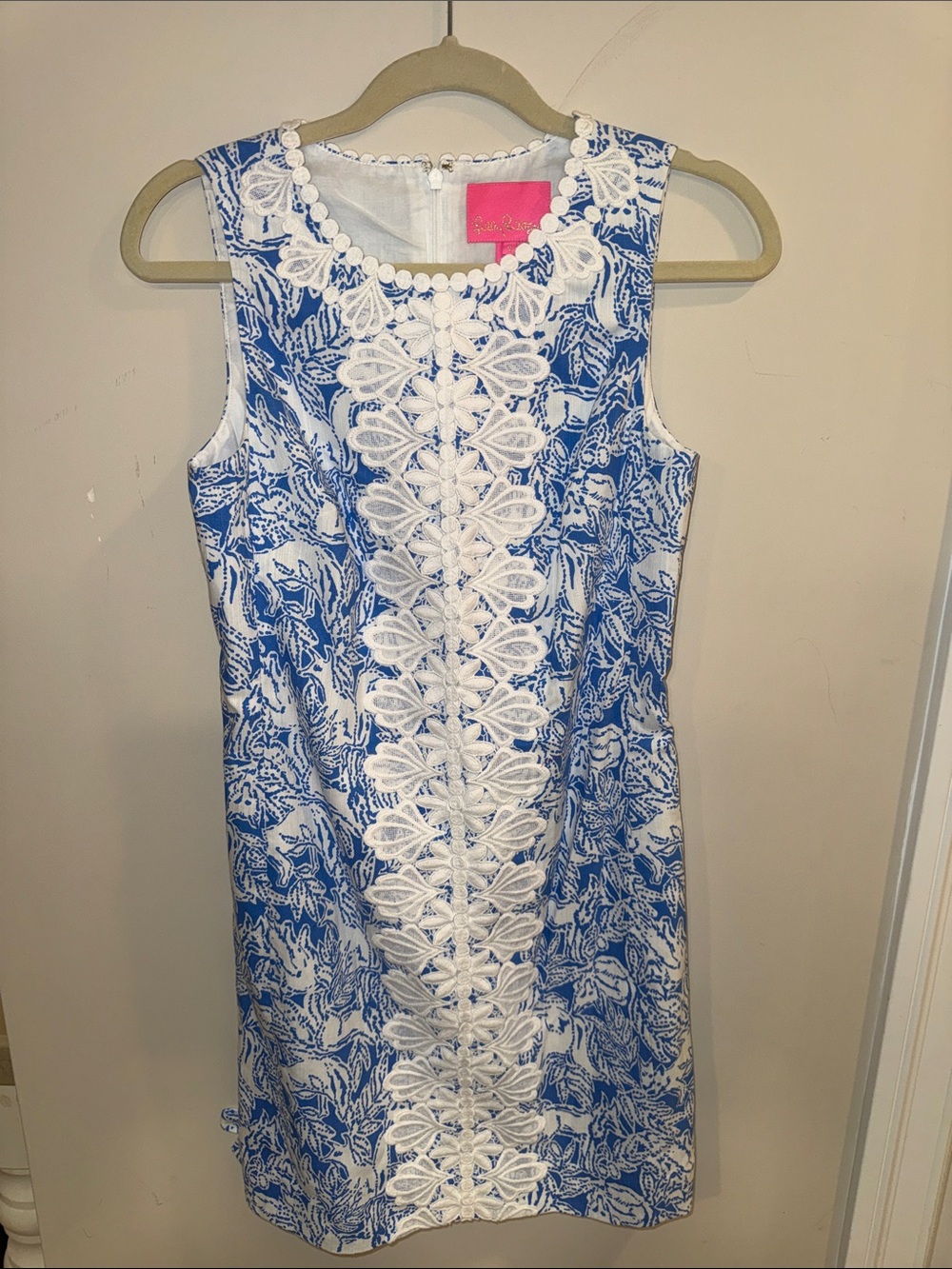 Lilly Pulitzer Blue and White Lace-Trim Sleeveless Mini Dress